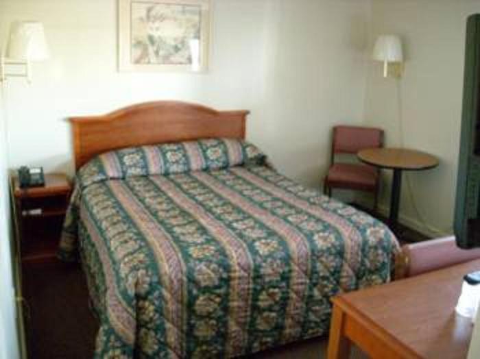 Royal Inn Motel Watertown Habitación foto